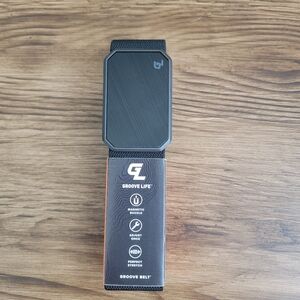 Groove Life-Groove Belt Black Magnetic Buckle Belt NWT-Size Medium